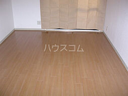 フレグランス花泉 106 1階1Kのリビング/ダイニング