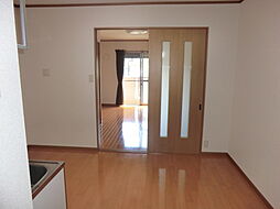 アベニールＫ 201 2階1DKのリビング/ダイニング