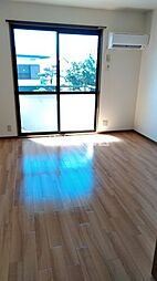 シャンテ・ラ・ヴィ北島　ＷＥＳＴ 201 2階1Kのリビング/ダイニング