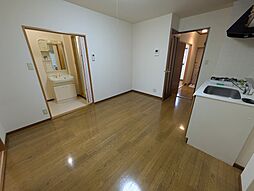 ノイブルクハイツ 105 1階2DKのリビング/ダイニング