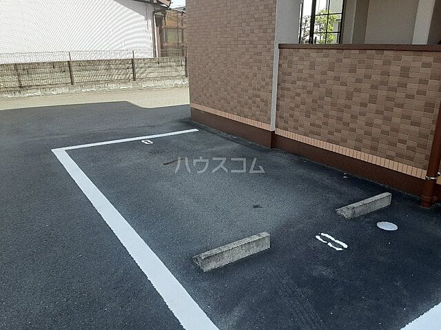 7 / 11