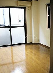 リッチモンド・イン 102 1階2LDKのリビング/ダイニング