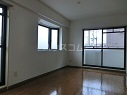 ウィンベルコーラス亀有 202 2階1LDKのリビング/ダイニング