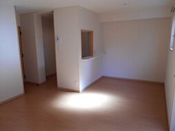 ピュア江南 101 1階1LDKのリビング/ダイニング