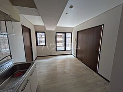 ウイステリア堀田 701 7階2DKのリビング/ダイニング