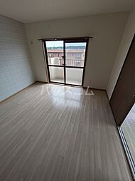 JR東海道本線 六合駅 徒歩28分の賃貸マンション 4階2DKのリビング/ダイニング