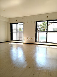 メゾンジョワイエ 101 1階2LDKのリビング/ダイニング