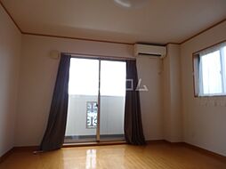 グランヒルズ壱番館 301 3階1DKのリビング/ダイニング