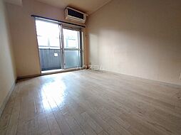 メゾン・ド・シェリー 303 3階ワンルームのリビング/ダイニング