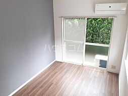 メゾンテリエ 101 1階ワンルームのリビング/ダイニング