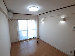 名鉄瀬戸線 小幡駅 徒歩10分の賃貸マンション 1階ワンルームのリビング/ダイニング