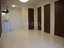 カルマ　スパーチオ城北 103 1階ワンルームのリビング/ダイニング