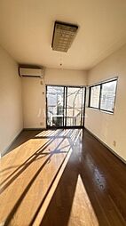 京王線 聖蹟桜ヶ丘駅 徒歩6分の賃貸アパート 2階1Kのリビング/ダイニング