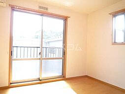 京王相模原線 南大沢駅 徒歩23分の賃貸アパート 2階1Kのリビング/ダイニング