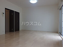 京王線 平山城址公園駅 徒歩12分の賃貸テラスハウス 1階3LDKのリビング/ダイニング