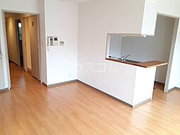 東急田園都市線 青葉台駅 徒歩16分の賃貸マンション 1階1LDKのリビング/ダイニング