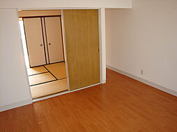 名古屋市営東山線 名古屋駅 バス22分 太平通3丁目下車 徒歩4分の賃貸マンション 5階2DKのリビング/ダイニング