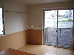 レセンテ・ジュン 2階ワンルームのリビング/ダイニング