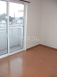 ＥＳヒルズ E 1階2LDKのリビング/ダイニング