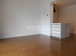 オヴァールガーデンＷ棟 301 3階2LDKのリビング/ダイニング