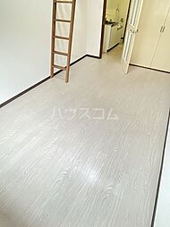 ベルローズ 2階1Kのリビング/ダイニング