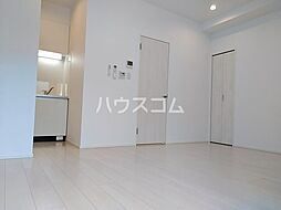 名古屋市営東山線 本陣駅 徒歩7分の賃貸アパート 3階ワンルームのリビング/ダイニング