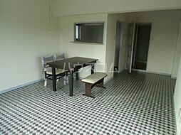 ロイヤル長草 203 2階2LDKのリビング/ダイニング