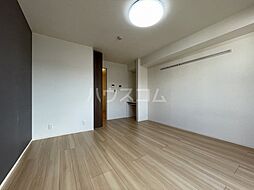 パストラーレ富士松 201 2階1Kのリビング/ダイニング