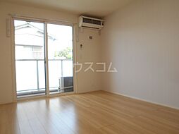 マルベリー 103 1階ワンルームのリビング/ダイニング