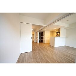 都営大江戸線 東中野駅 徒歩5分の賃貸マンション 1階2LDKのリビング/ダイニング