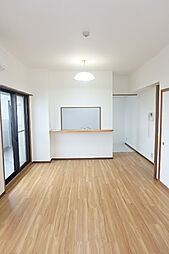 ファヴォール白壁 803 8階3LDKのリビング/ダイニング