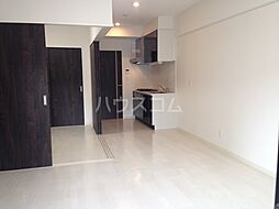 名鉄名古屋本線 金山駅 徒歩5分の賃貸マンション 3階1LDKのリビング/ダイニング