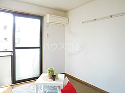 ミケーネ東葛西 2階1Kのリビング/ダイニング