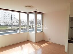 すざくＨｏｕｓｅ 2階ワンルームのリビング/ダイニング