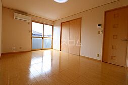 ＲＯＹＡＬ　ＷＩＮＧ　Ｂ 1階2LDKのリビング/ダイニング