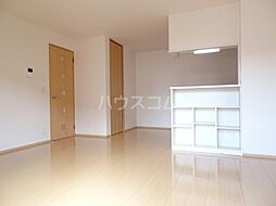 メイプルヒル　G棟 1階1LDKのリビング/ダイニング