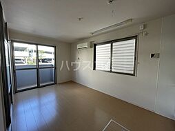 アンピア 101 1階1LDKのリビング/ダイニング