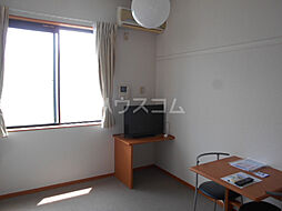 レオパレスグランシャリオII 205 2階1Kのリビング/ダイニング