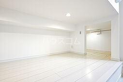 近鉄名古屋線 黄金駅 徒歩15分の賃貸アパート 2階ワンルームのリビング/ダイニング