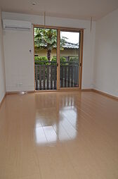 ポン・プランシュ 207 2階1Kのリビング/ダイニング