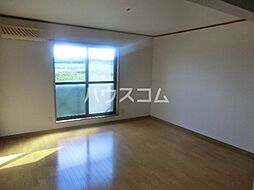 グレースII 101 1階1Kのリビング/ダイニング