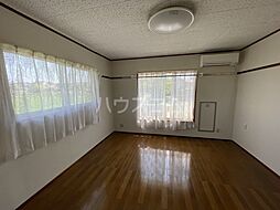 レインボー丸根 108 1階1Kのリビング/ダイニング