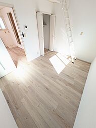 パーシモンハイムアネックス 203 2階1Kのリビング/ダイニング