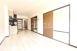 ラフィネ櫻館 101 1階3LDKのリビング/ダイニング