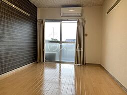 小田急多摩線 栗平駅 徒歩14分の賃貸アパート 2階ワンルームのリビング/ダイニング