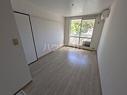 ベルコリーヌIII 210 2階ワンルームのリビング/ダイニング