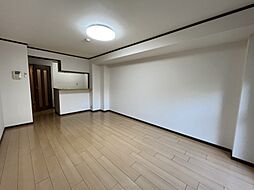 名古屋市営名港線 六番町駅 徒歩10分の賃貸マンション 1階1Kのリビング/ダイニング