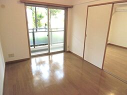 メゾンドボヌール梅島 303 3階2DKのリビング/ダイニング