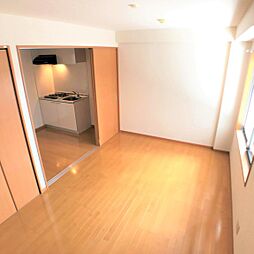 京急大師線 東門前駅 徒歩8分の賃貸マンション 2階1Kのリビング/ダイニング