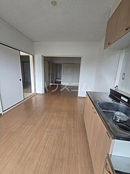 ハイツ松尾 203 2階3LDKのリビング/ダイニング